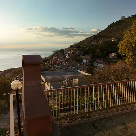 Appartamento In Con Terrazza Vista Mare Vista Coppa D'autunno - Pet Friendly *